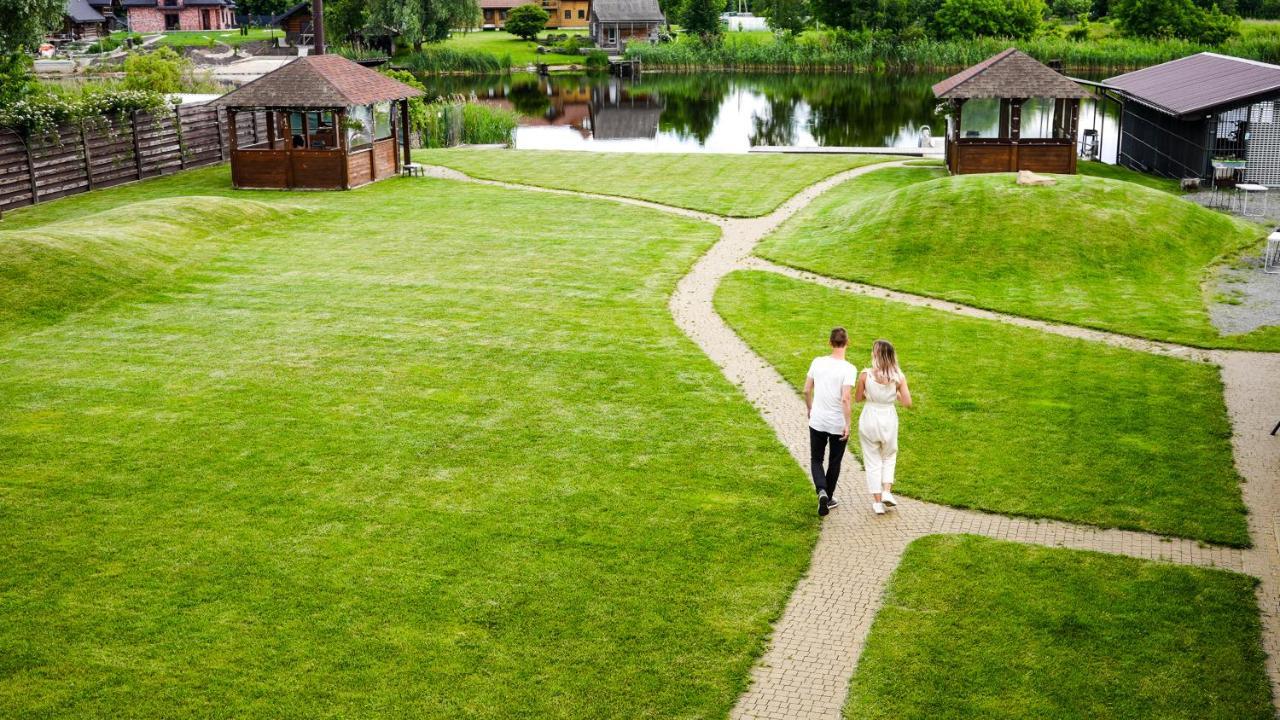 Eden Resort Yasnogorodka  Ngoại thất bức ảnh
